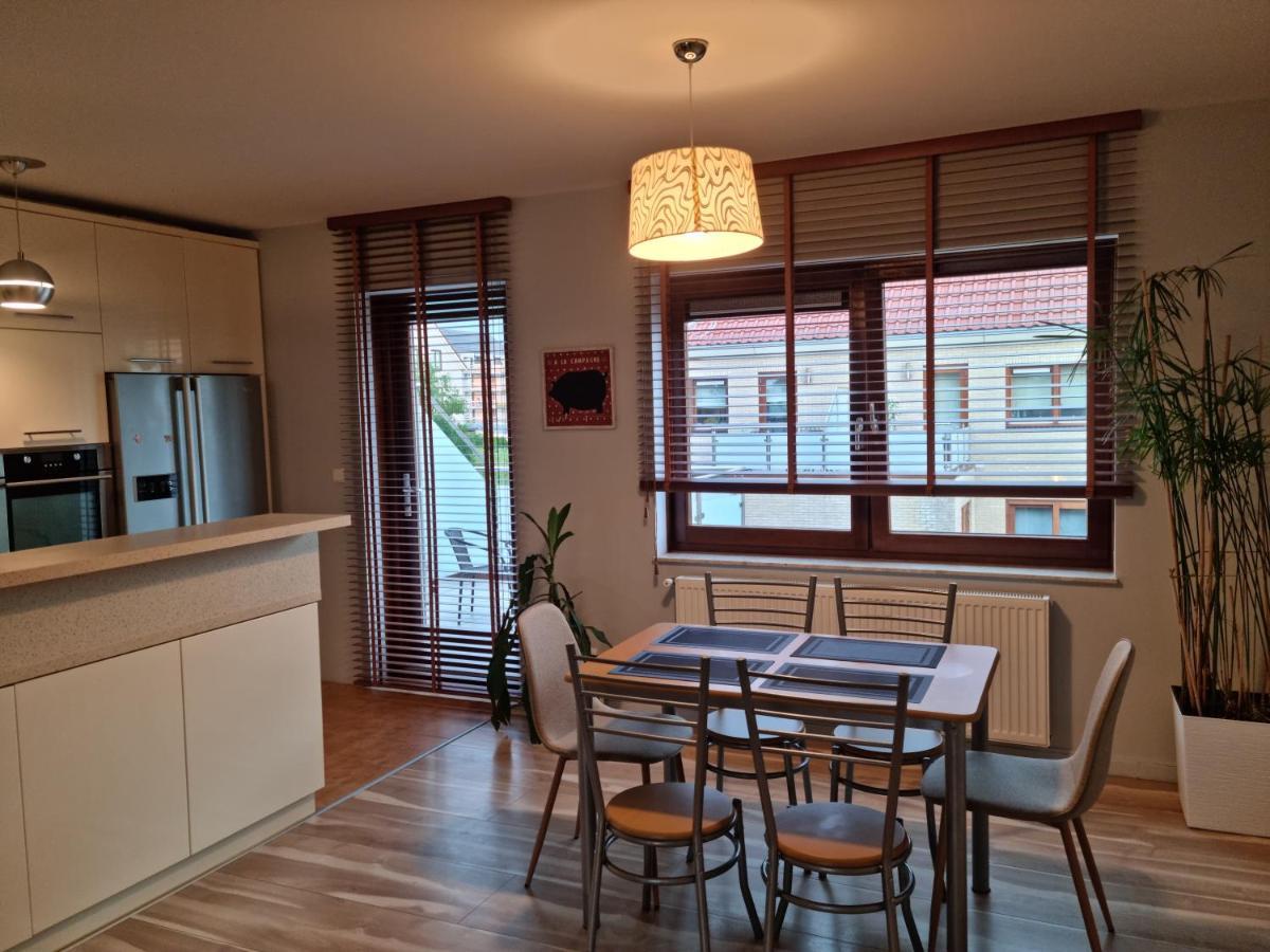 Apartament Mamert 尤斯托尼莫斯基 外观 照片